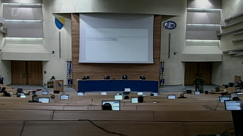 Fašisti, antifašisti i totalitaristi posvađali partnere SNSD i HDZ